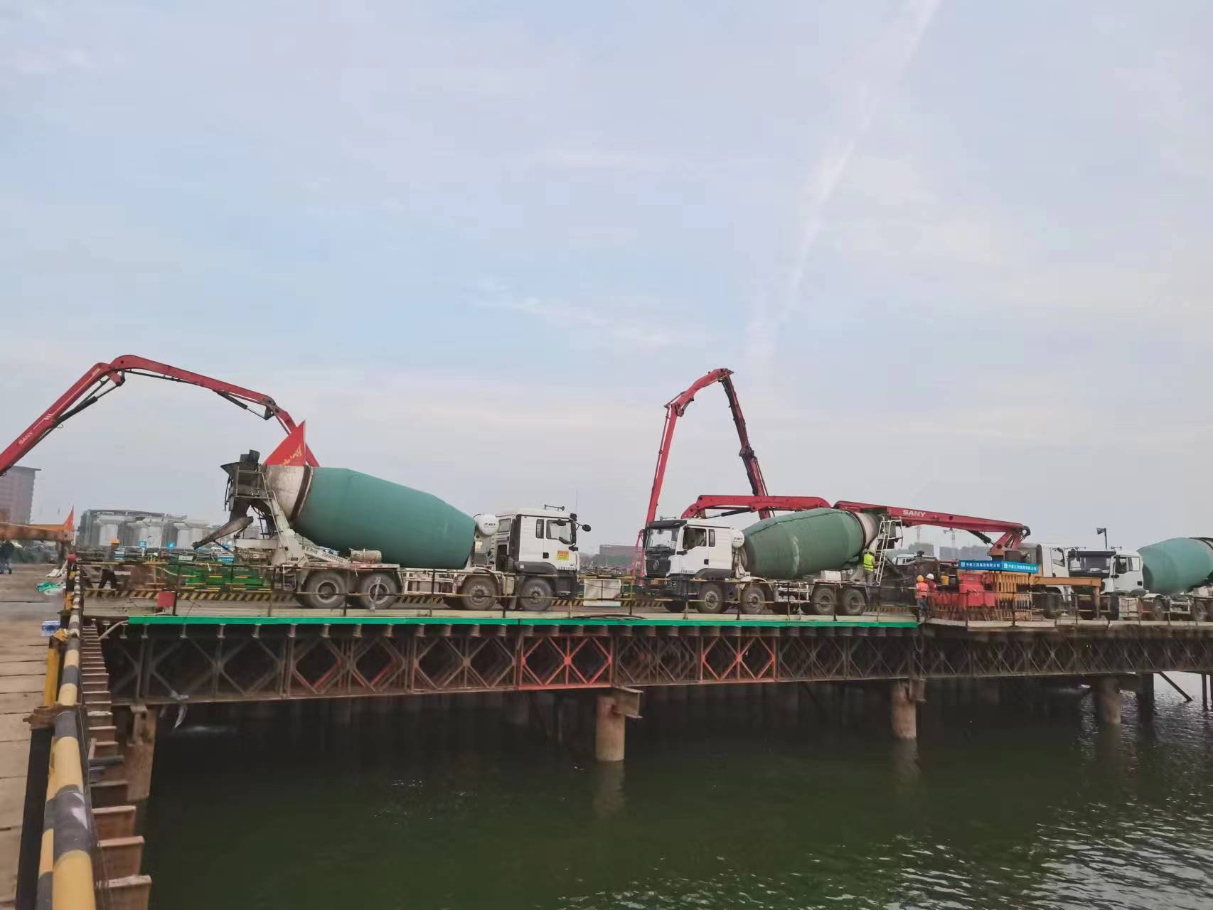 图片4.jpg 图片4.jpg