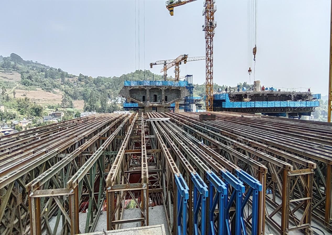 图片4.jpg 图片4.jpg